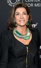 Hilary Farr